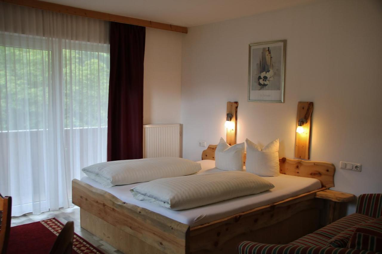 Gasthof Zum Loewen Aschau Im Zillertal Eksteriør billede