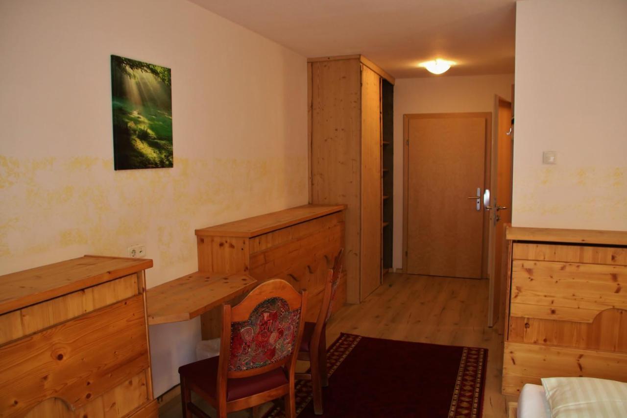 Gasthof Zum Loewen Aschau Im Zillertal Eksteriør billede