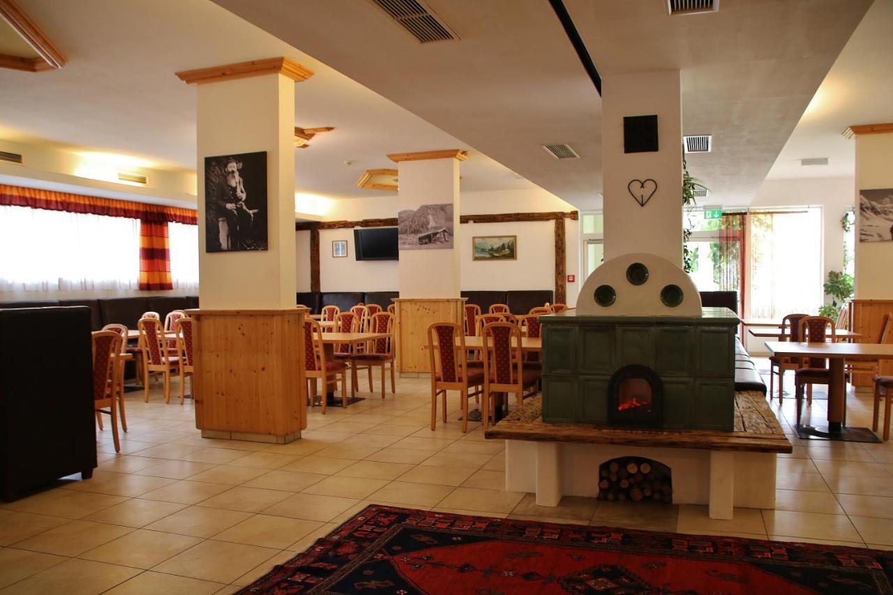 Gasthof Zum Loewen Aschau Im Zillertal Eksteriør billede