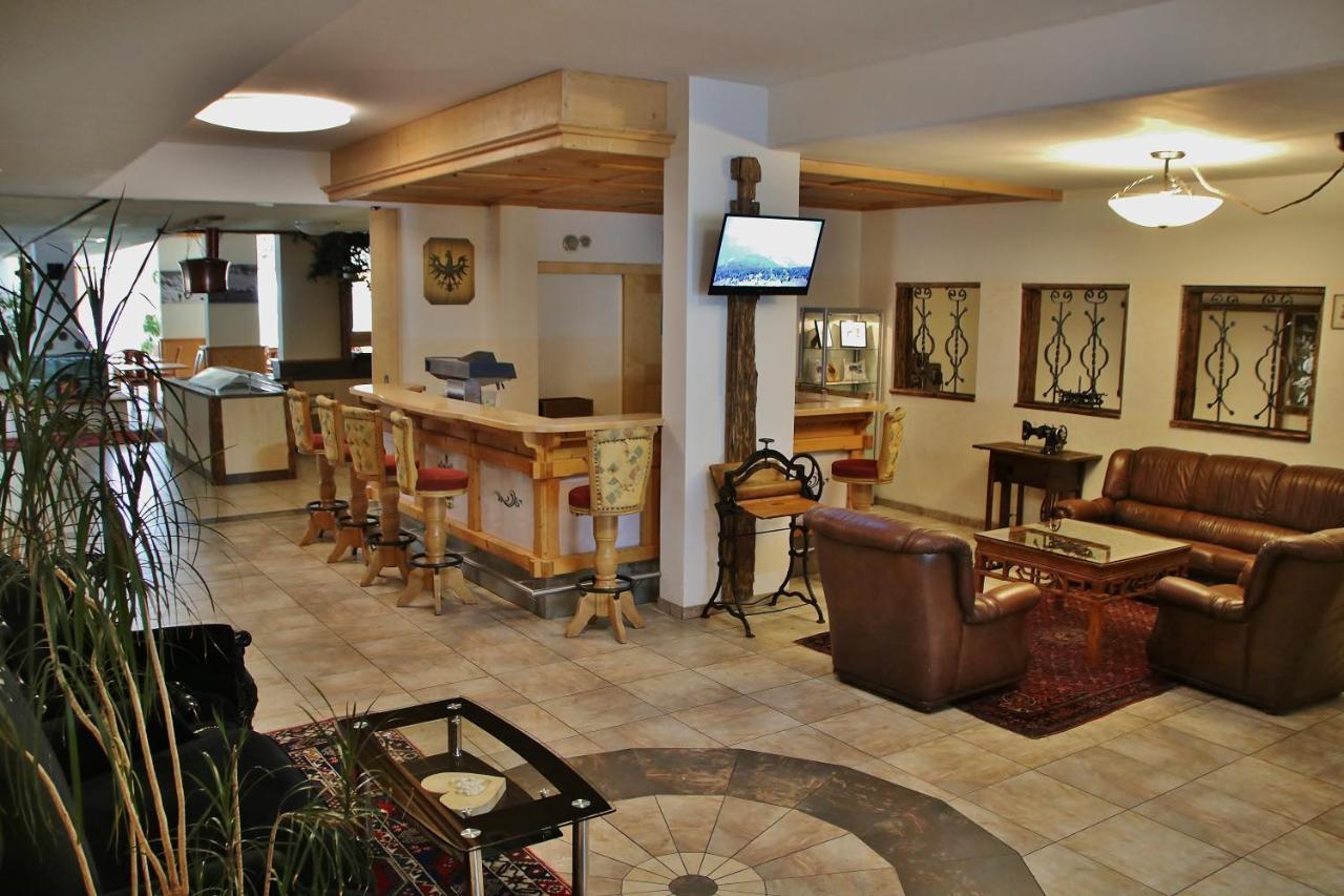 Gasthof Zum Loewen Aschau Im Zillertal Eksteriør billede