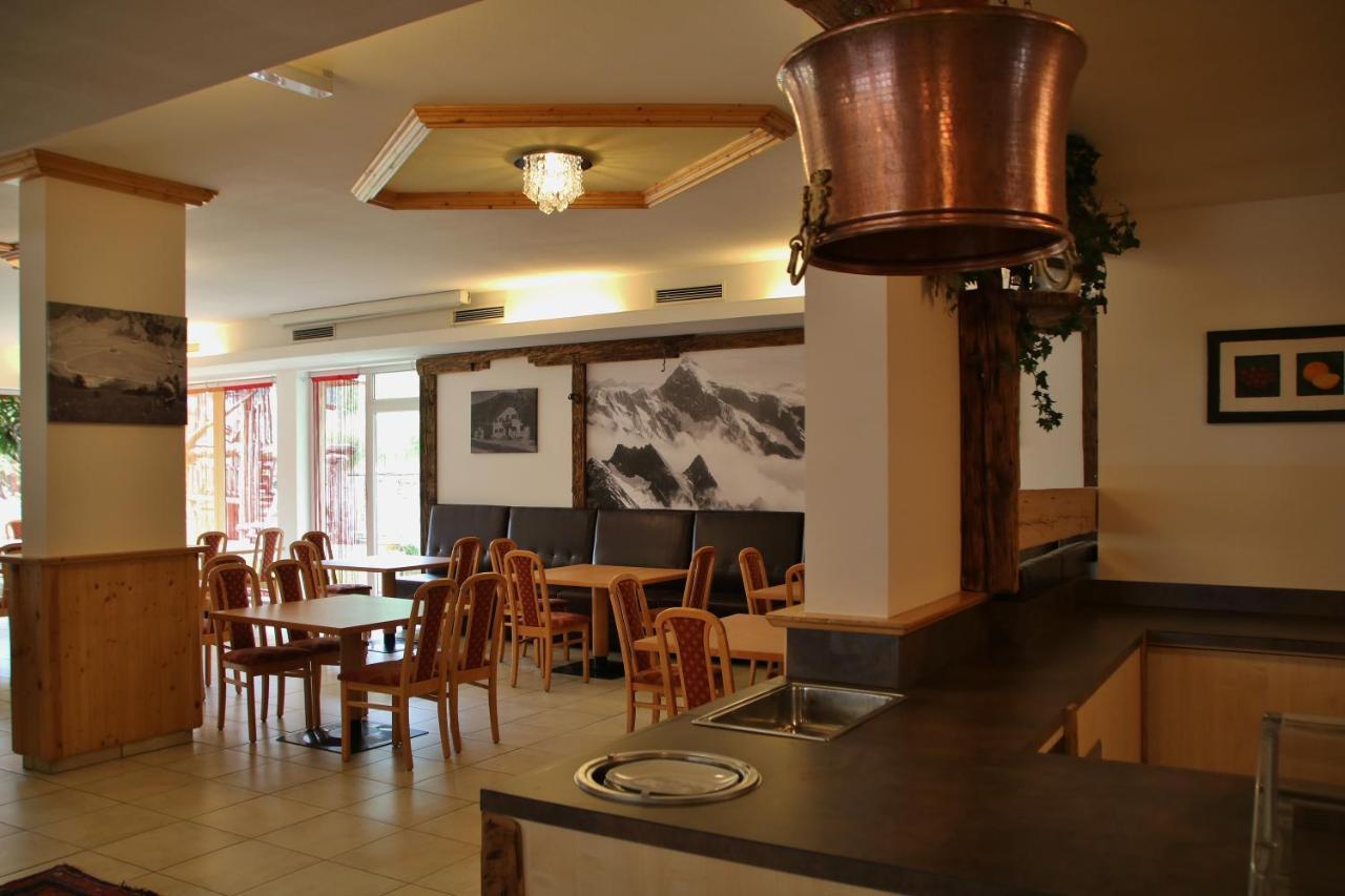 Gasthof Zum Loewen Aschau Im Zillertal Eksteriør billede