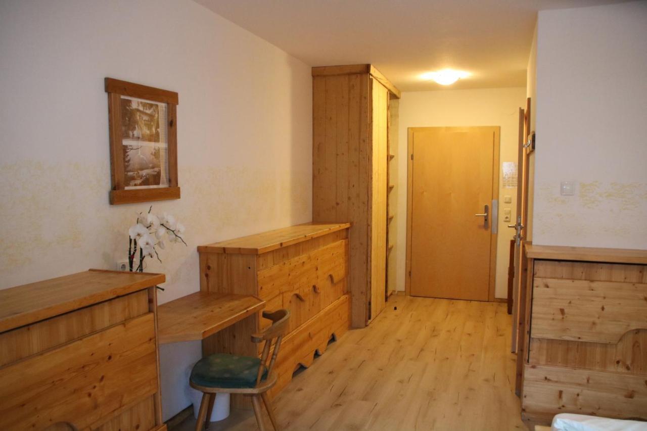 Gasthof Zum Loewen Aschau Im Zillertal Eksteriør billede