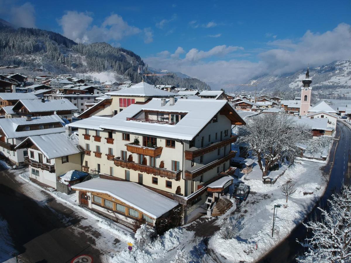 Gasthof Zum Loewen Aschau Im Zillertal Eksteriør billede