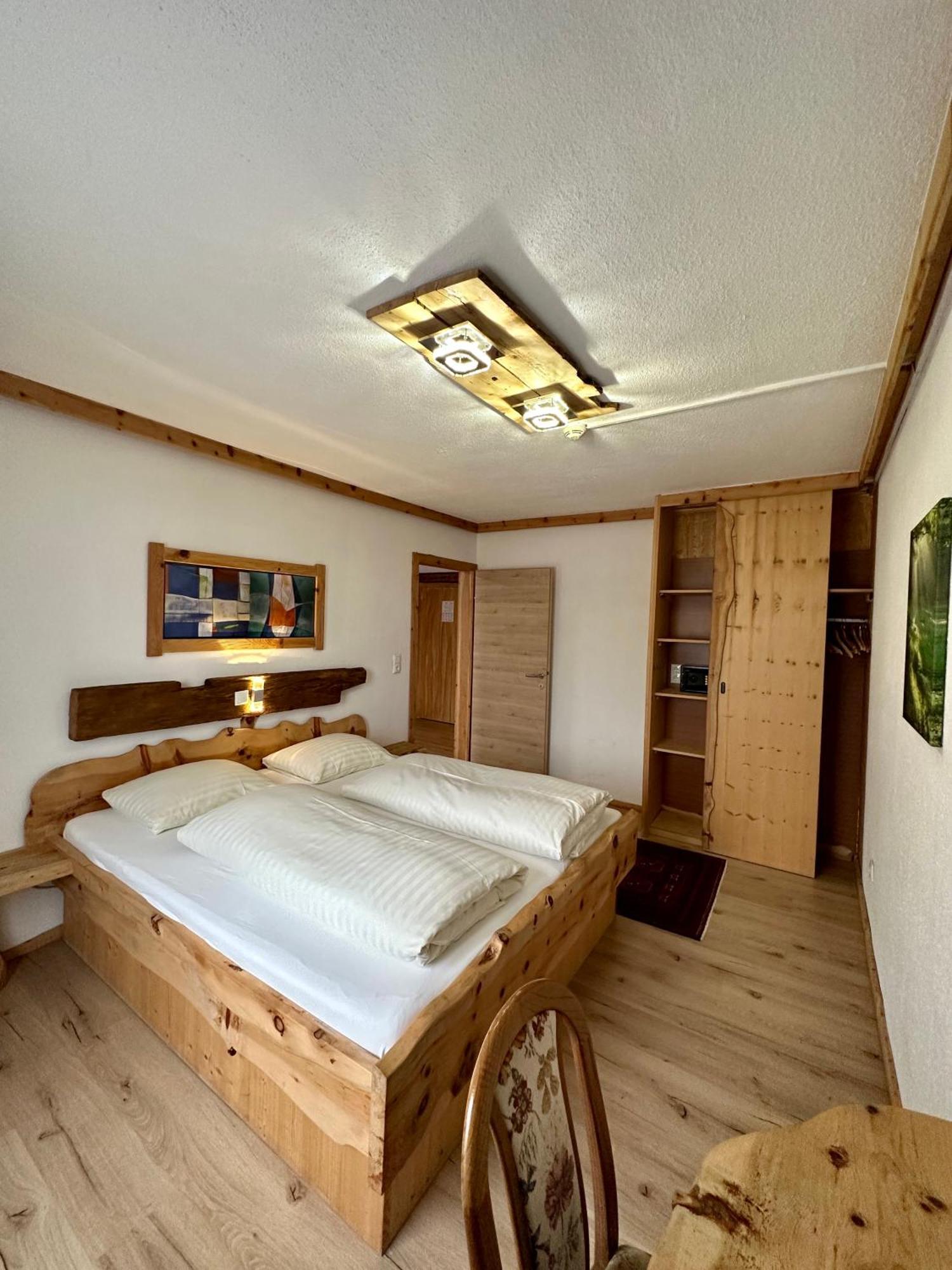 Gasthof Zum Loewen Aschau Im Zillertal Eksteriør billede