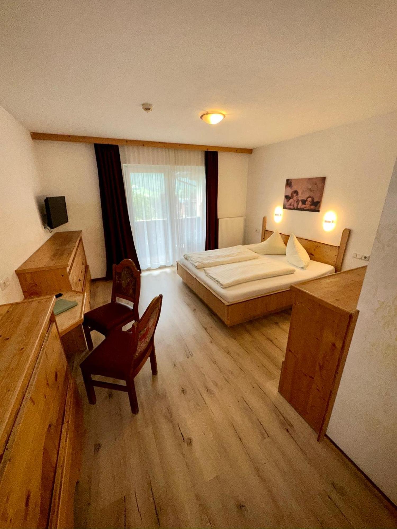 Gasthof Zum Loewen Aschau Im Zillertal Eksteriør billede