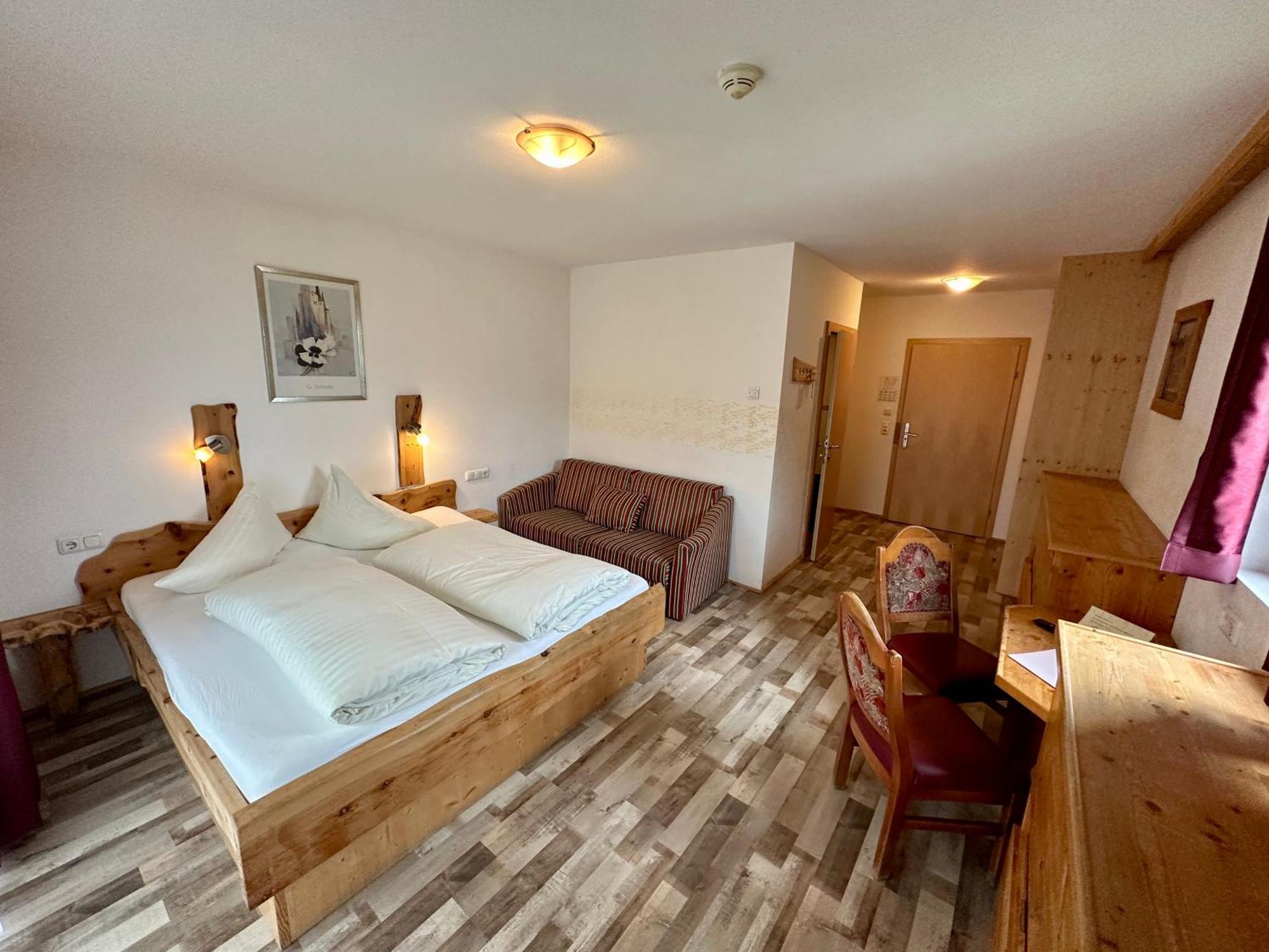 Gasthof Zum Loewen Aschau Im Zillertal Eksteriør billede